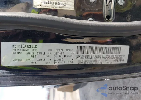 2017 Jeep Compass High Altitude 4X4 z USA, uszkodzony, nr VIN 1C4NJDEB6HD110558